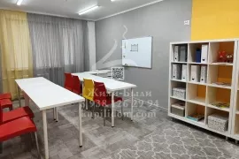 4-комнатная квартира: Волгодонск, проспект Строителей, 20 (73.5 м²)