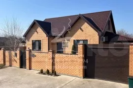 Дом 140 м² на участке 6 сот.