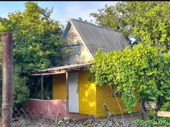 Дом 20 м² на участке 5 сот.